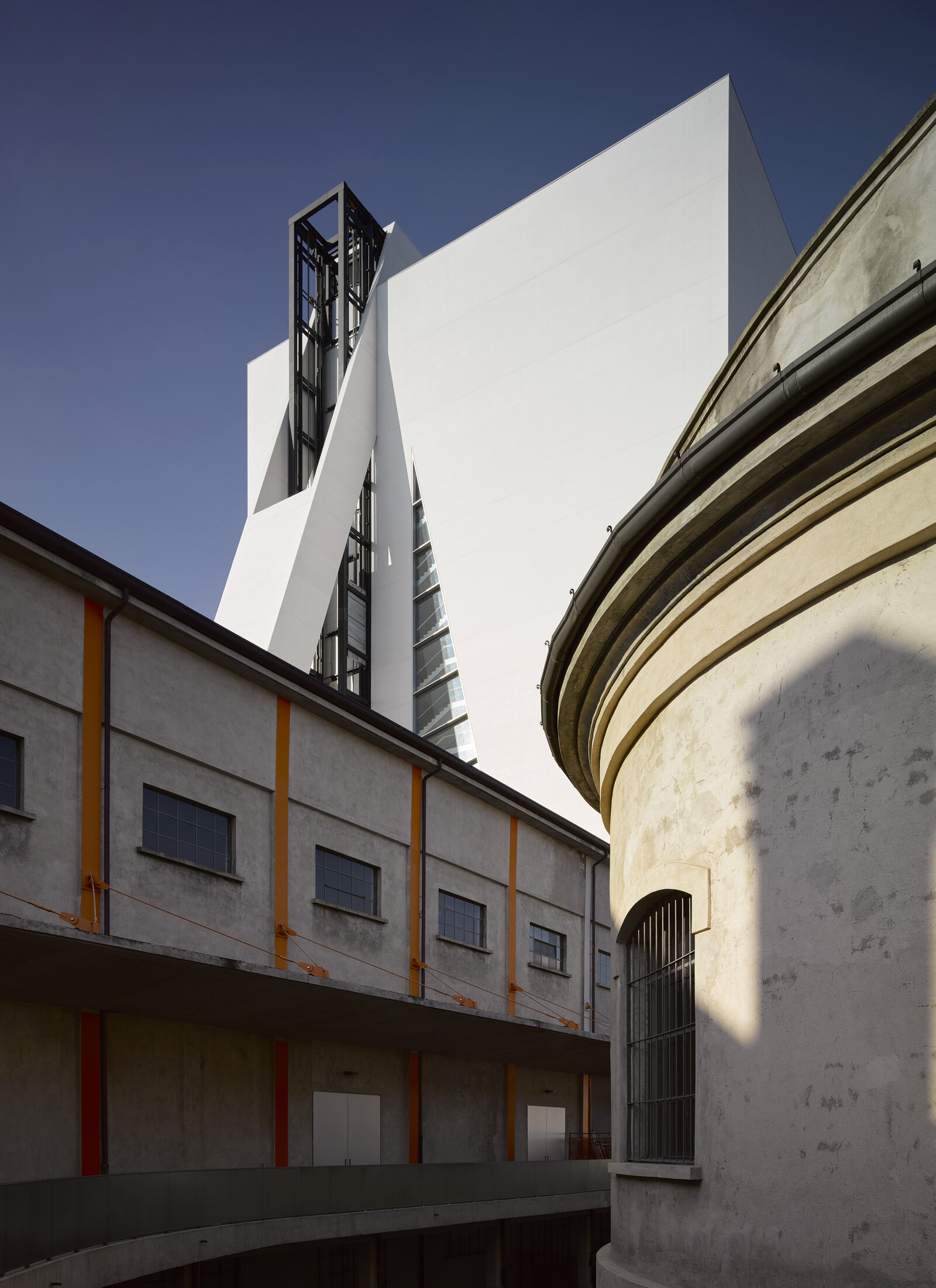 The opening of Torre marks the completion of Fondazione Prada's Milan venue  - Announcements - e-flux