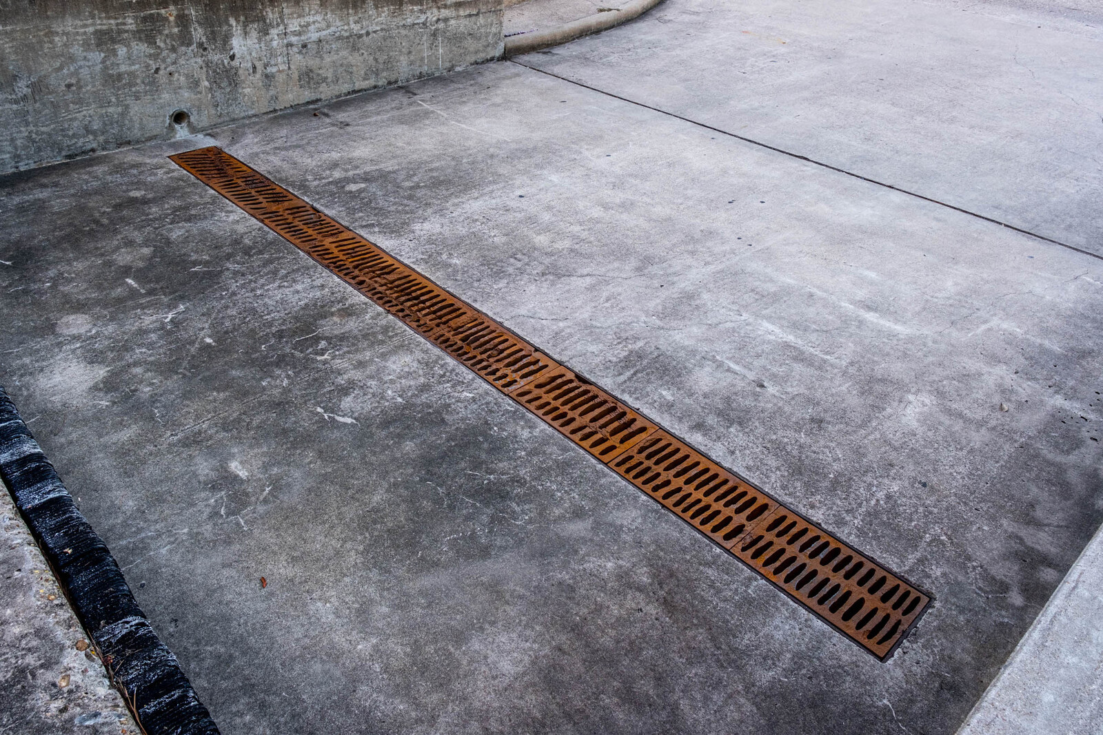 3D Printed All Concrete weight molds, olympic and standard sleeve Cement by  Nick Brandt