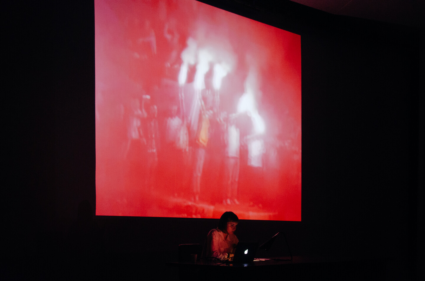 e-flux Screening Room - <em>burn, on fire, alight, inflamed, glow, ablaze, fervent, go up in smoke</em><br />
Lecture-performance by&nbsp;Olia Sosnovskaya
