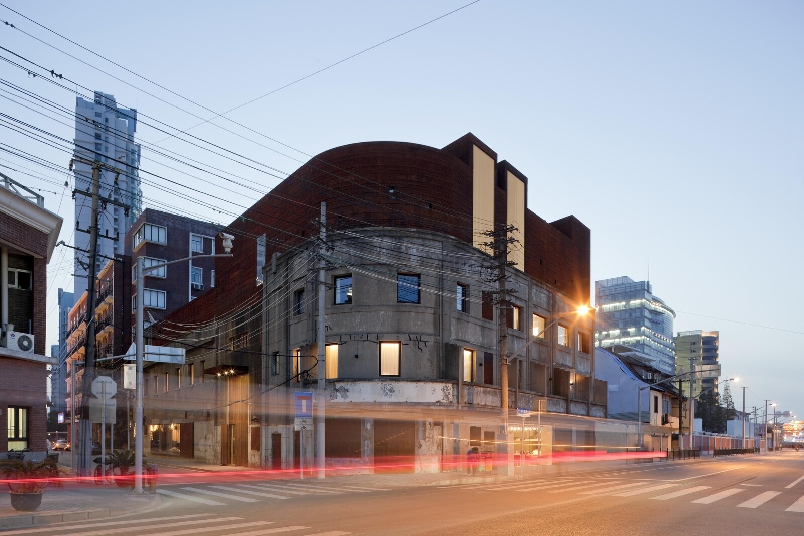 Thresholds: Space, Time and Practice - Announcements - e-flux