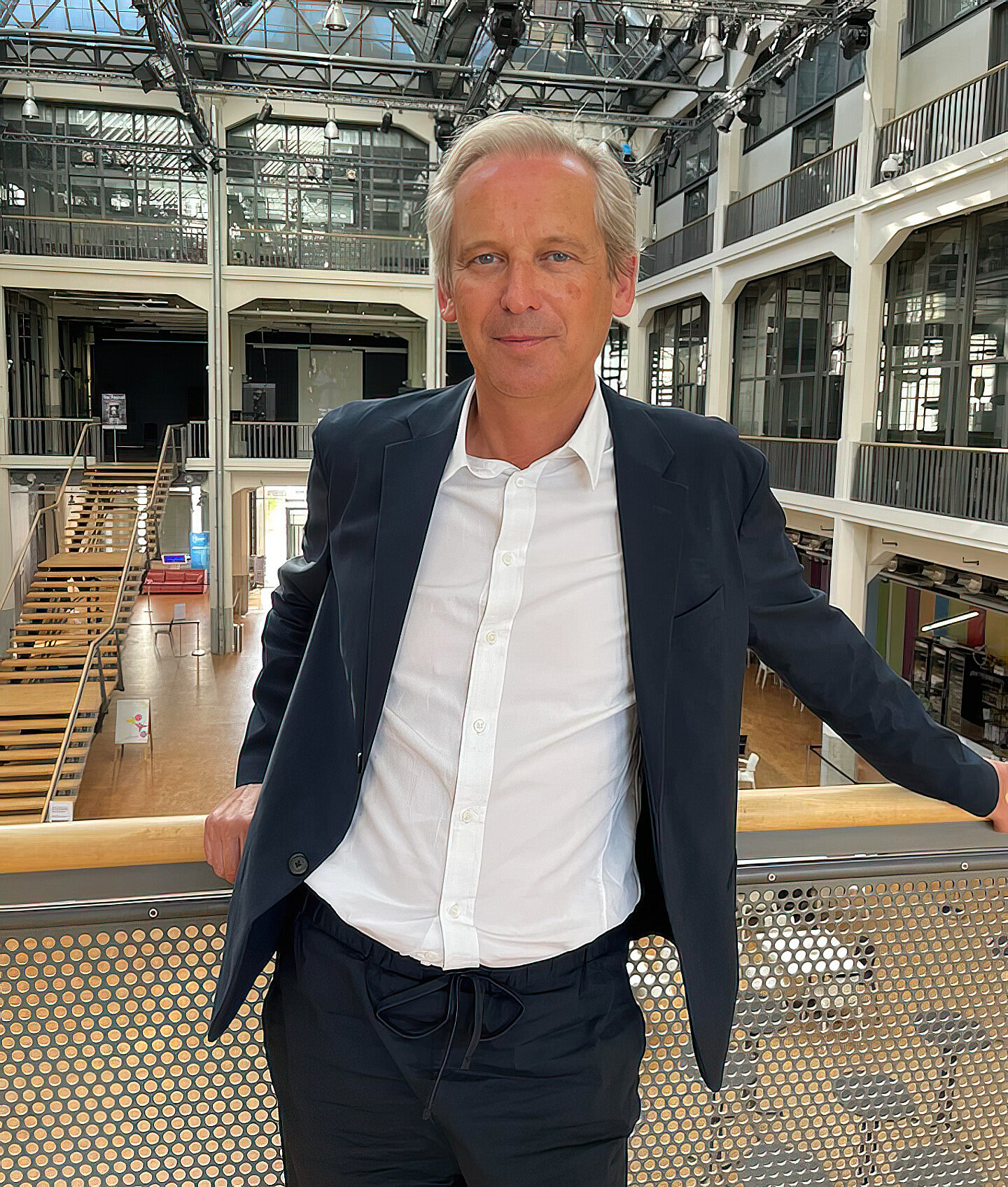 Alistair Hudson appointed Artistic-Scientific Chairman - Announcements - Vimarsana News