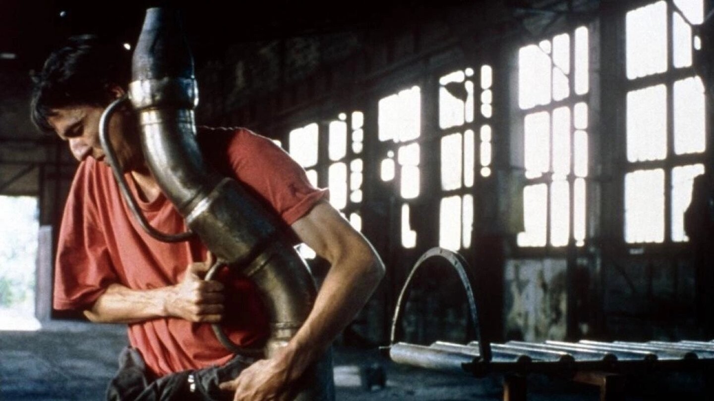 e-flux Screening Room - Labor, Class, Desire: A Screening of Alain Guiraudie&nbsp;and Apitchapong Weerasethakul

&nbsp;
