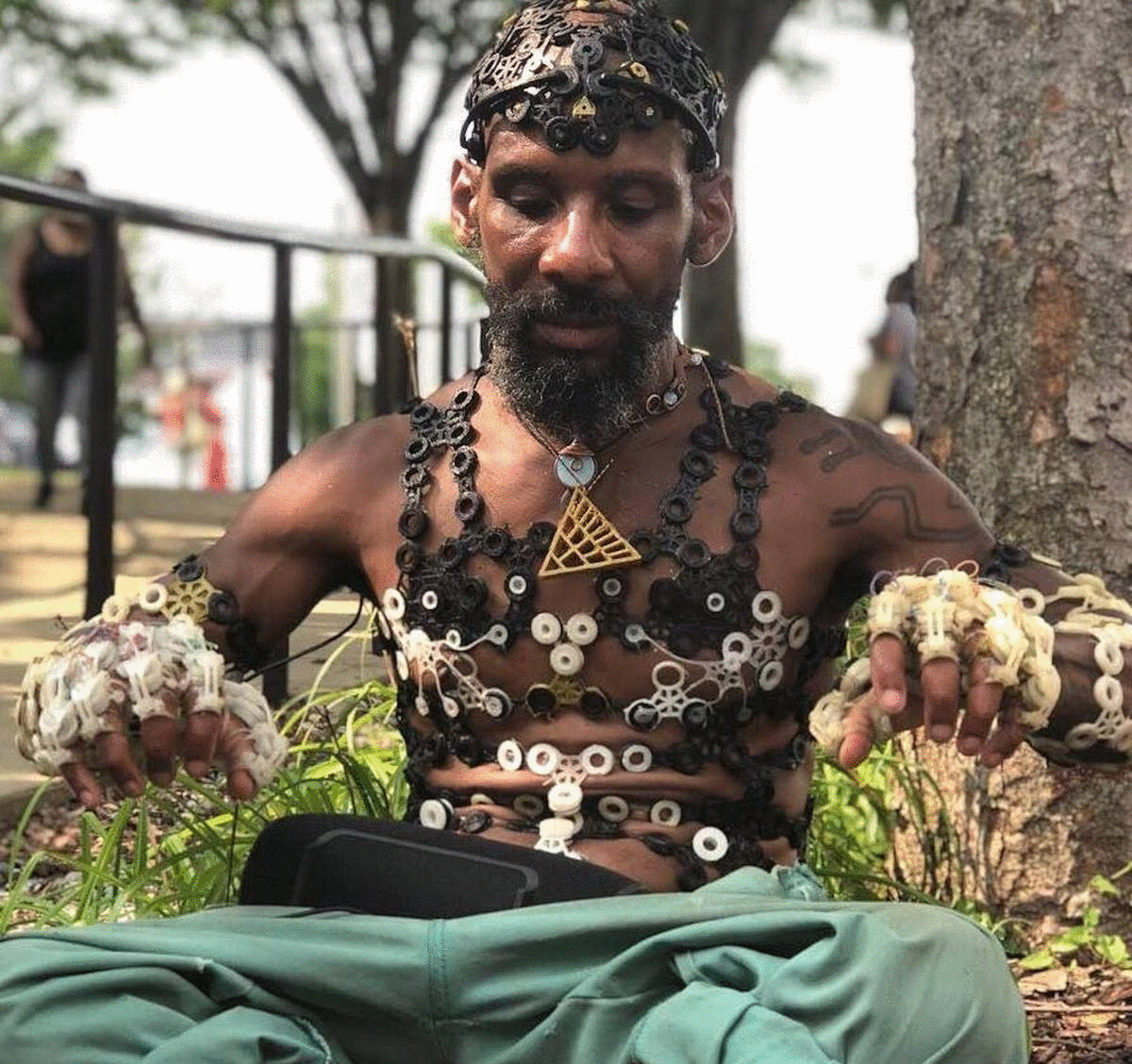 Bar Laika by e-flux Satellite 8 in collaboration with Blank Forms: Onyx Ashanti and Dee Diggs
