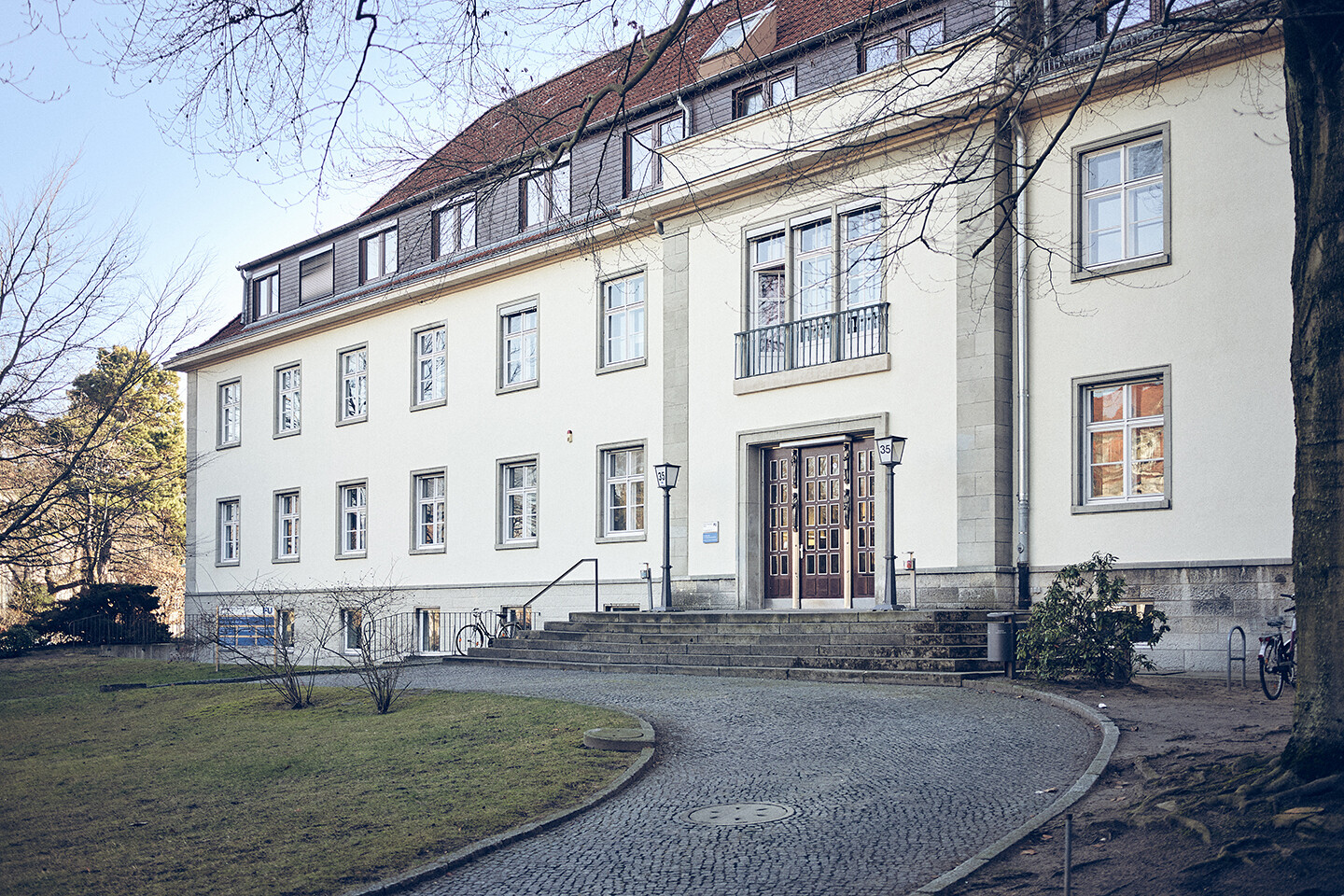 Freie Universität Berlin Geschichte Freie Universität Berlin - Directory - e-flux