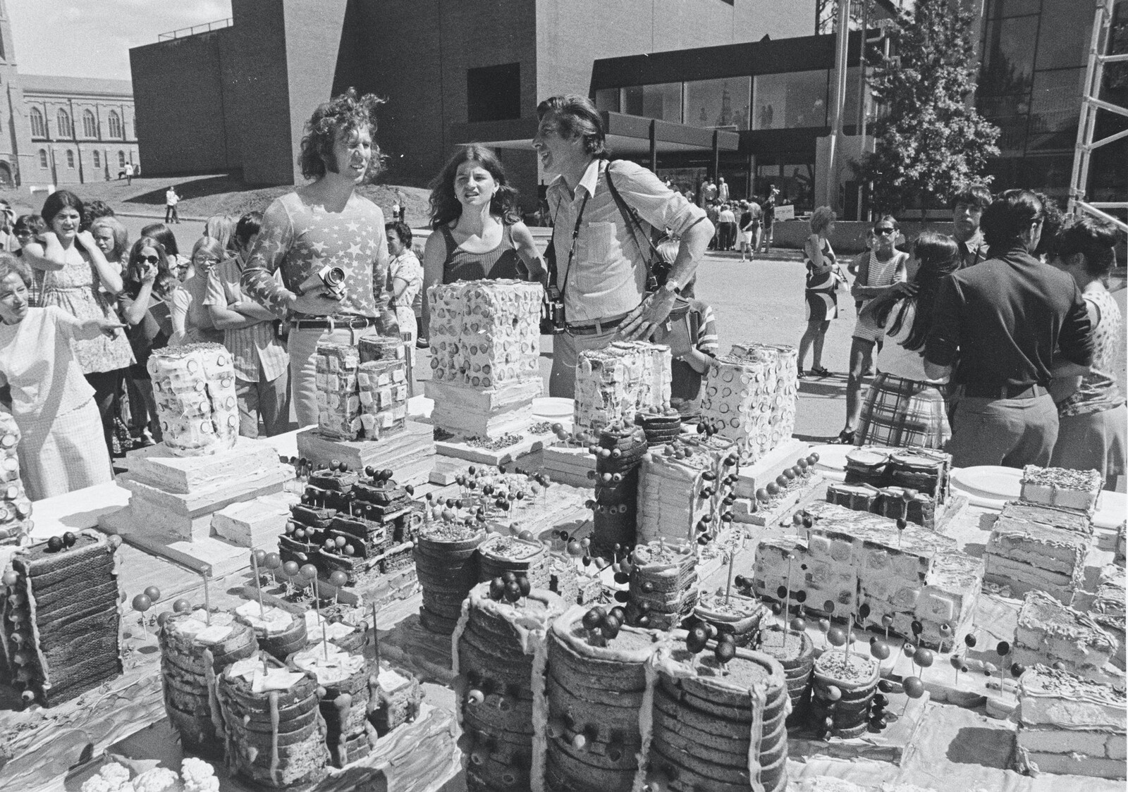 e-flux Digestion Talks
