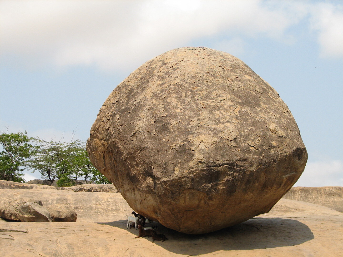 e-flux Launch of&nbsp;<em>e-flux journal&nbsp;</em>Issue #131&nbsp;
