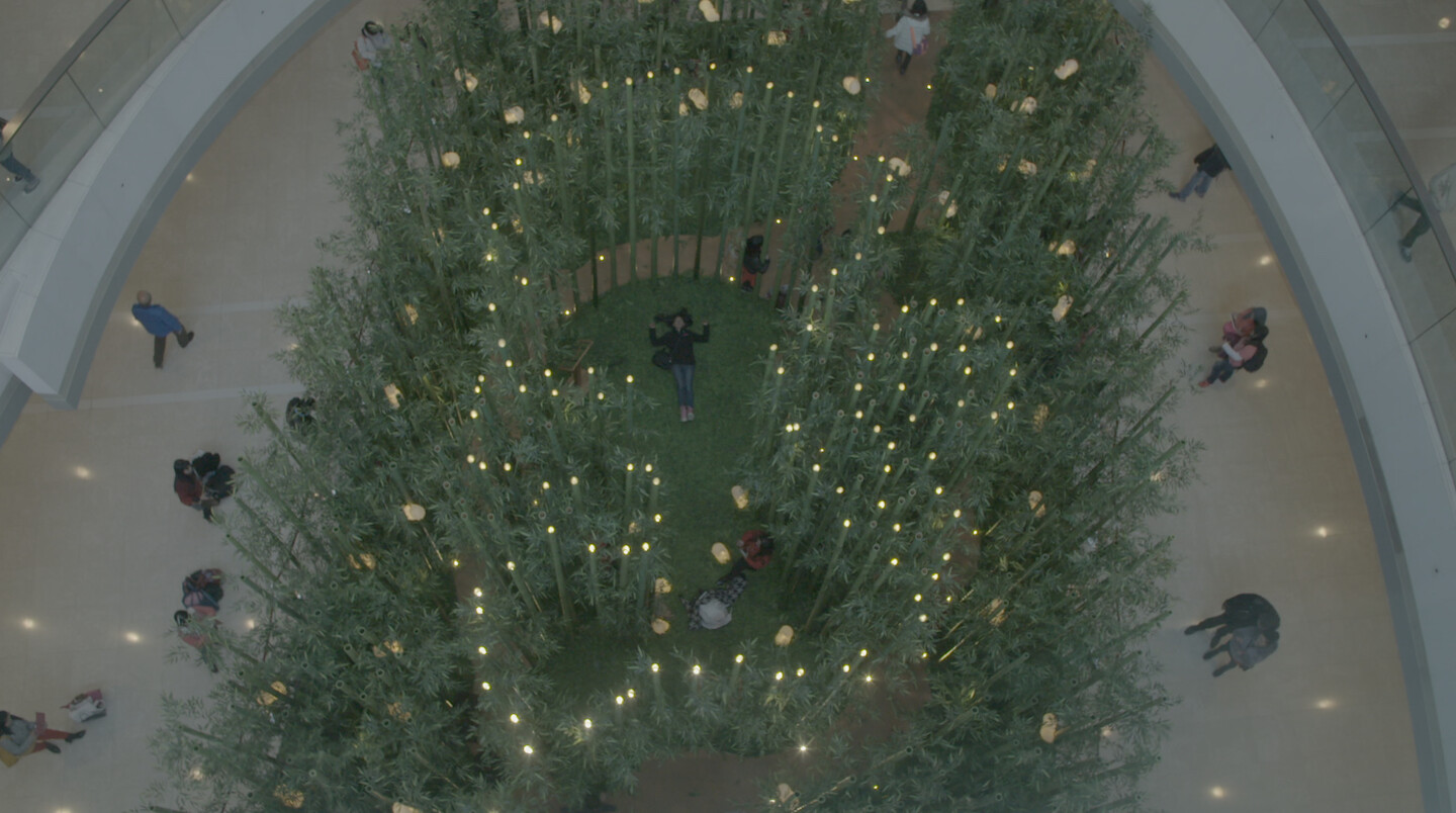 Bar Laika by e-flux Bar Laika and Images Festival present: Stephanie Comilang,&nbsp;<em>Lumapit Sa Akin, Paraiso</em> (Come to Me, Paradise)
