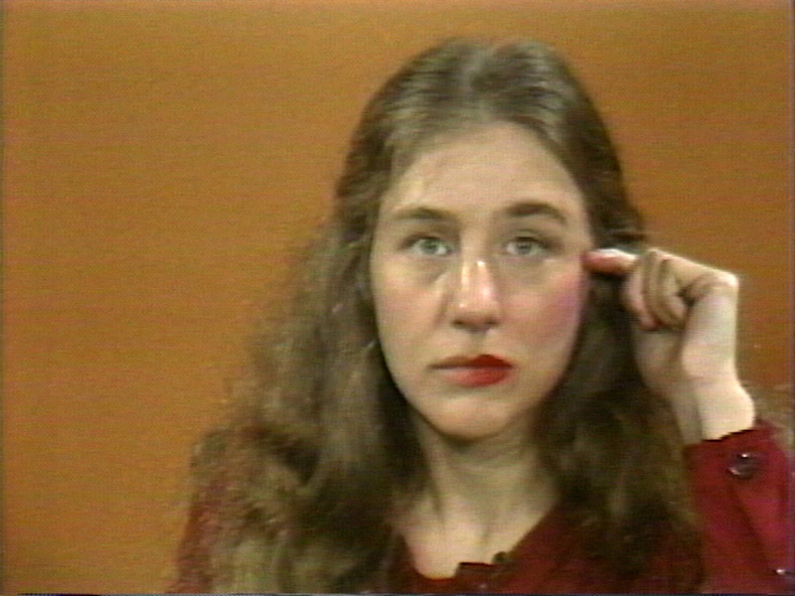 Bar Laika by e-flux <em>Martha Rosler Reads </em>Vogue
