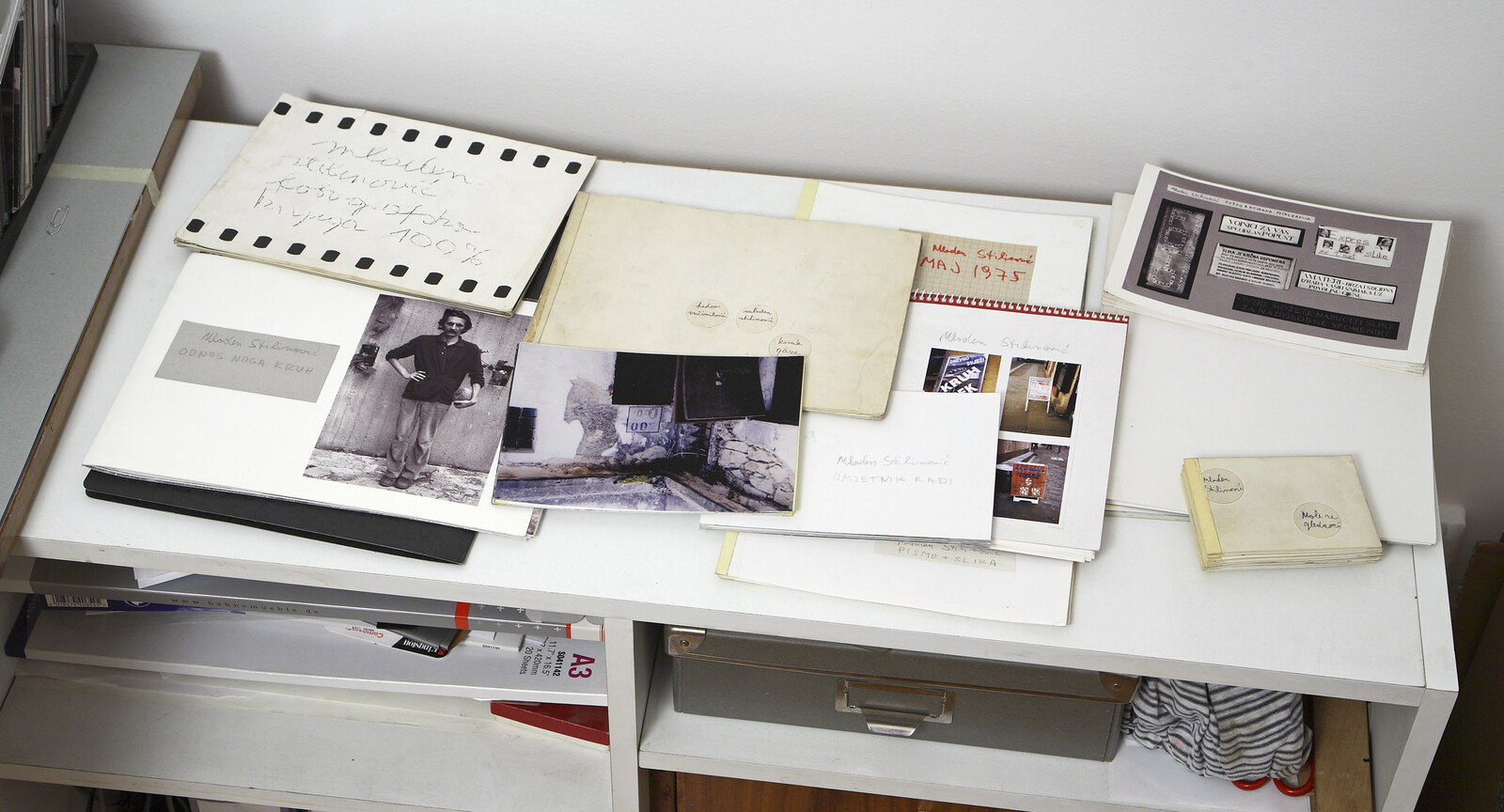 <em>Mladen Stilinović: Artist’s Books</em>
