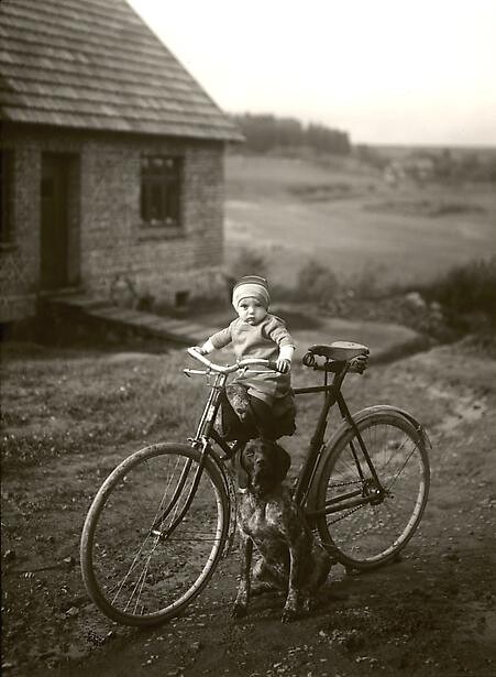 Diane Arbus August Sander Features Art Agenda