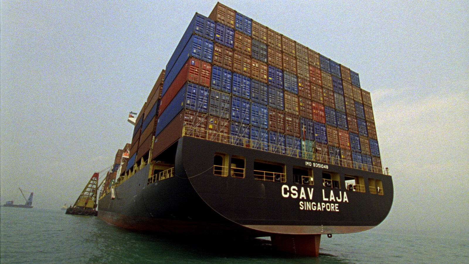Allan Sekula &amp; Noël Burch,&nbsp;<em>The Forgotten Space</em>

