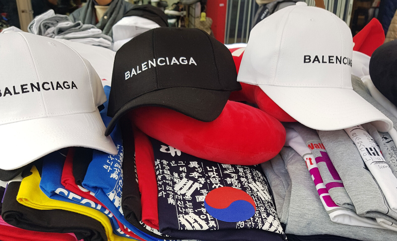 Balenciaga cheap fake hat