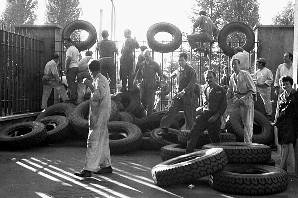 e-flux Operaismo as Method: Gigi Roggero, Silvia Federici, and the Art Workers' Inquiry
