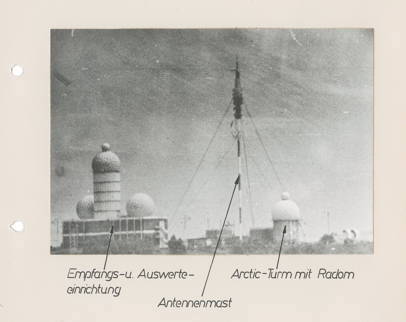 e-flux Alfredo Thiermann, “Radio-Activities: Architecture and Broadcasting in Cold War Berlin”

