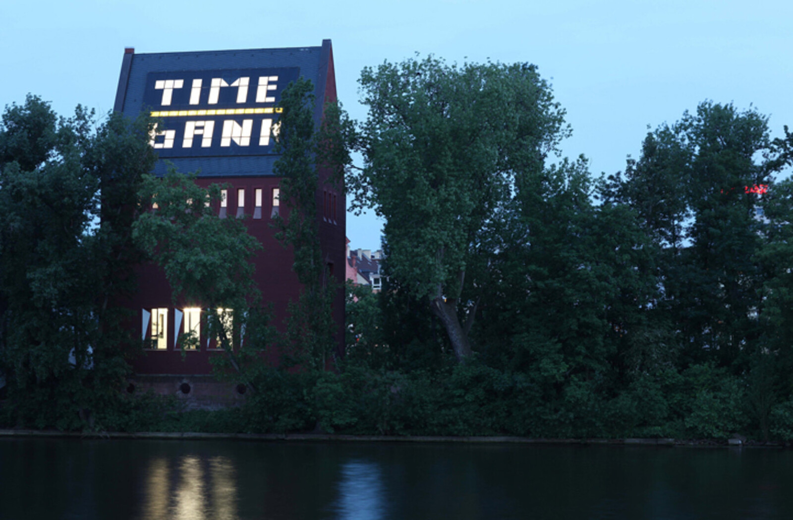 Time/Bank in Frankfurt
